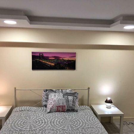 Sunmer Apartment 1Minute From Sea, 15 Min From The Airport Artemis City Center Dış mekan fotoğraf
