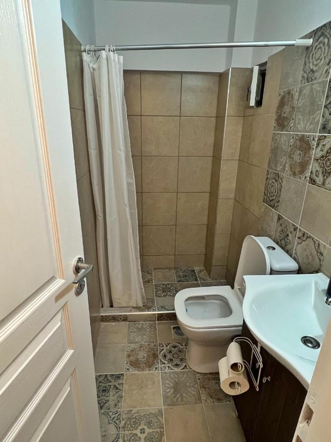 Sunmer Apartment 1Minute From Sea, 15 Min From The Airport Artemis City Center Dış mekan fotoğraf