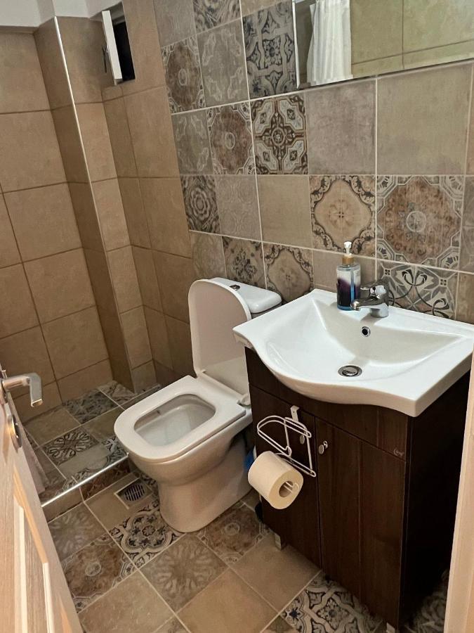 Sunmer Apartment 1Minute From Sea, 15 Min From The Airport Artemis City Center Dış mekan fotoğraf